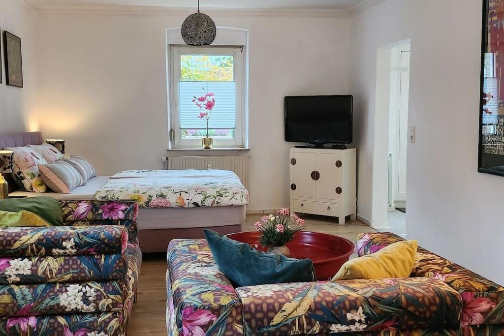A La Maison Bielefeld City Nah Экстерьер фото